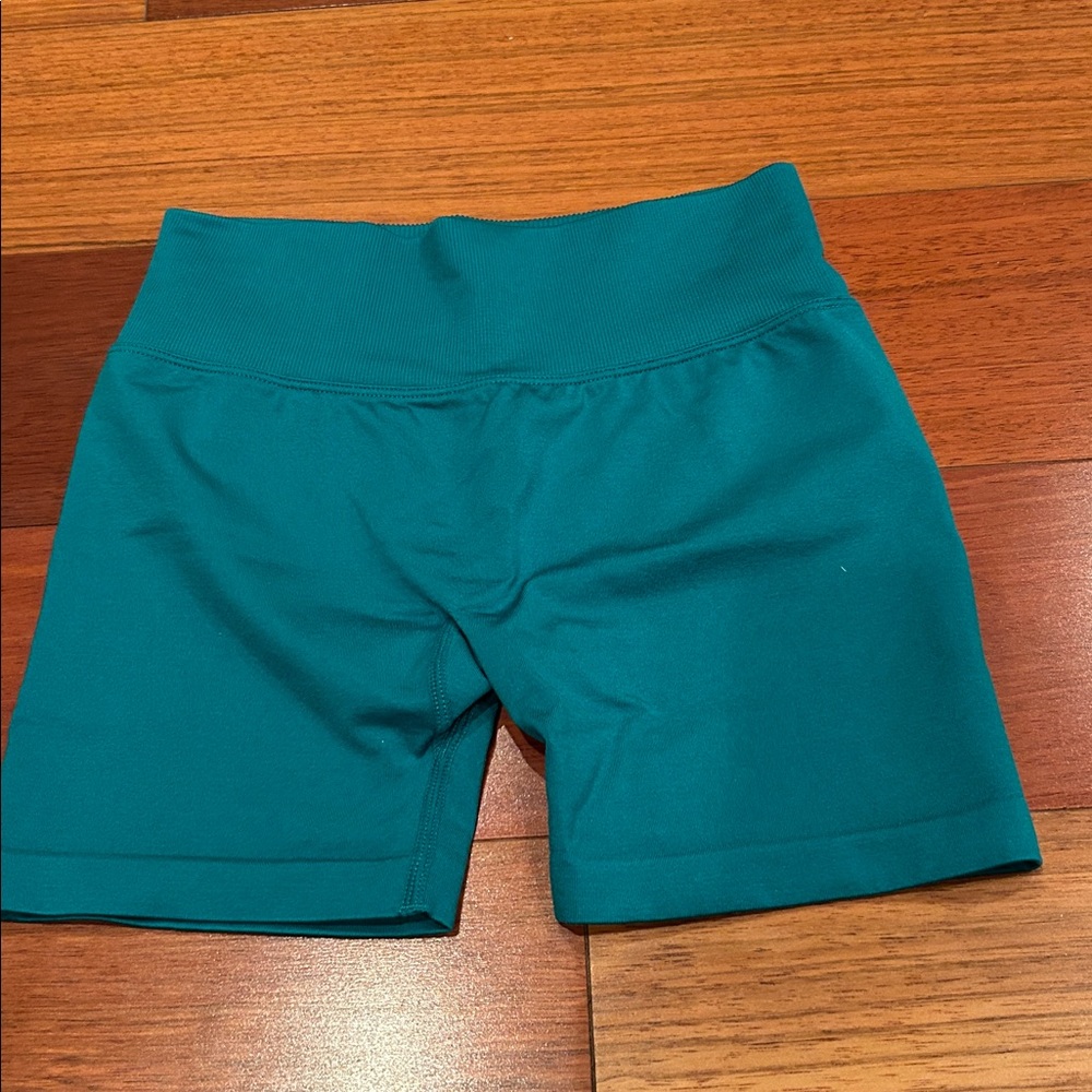 Ladies size XS teal work out shorts - Picture 2 of 7